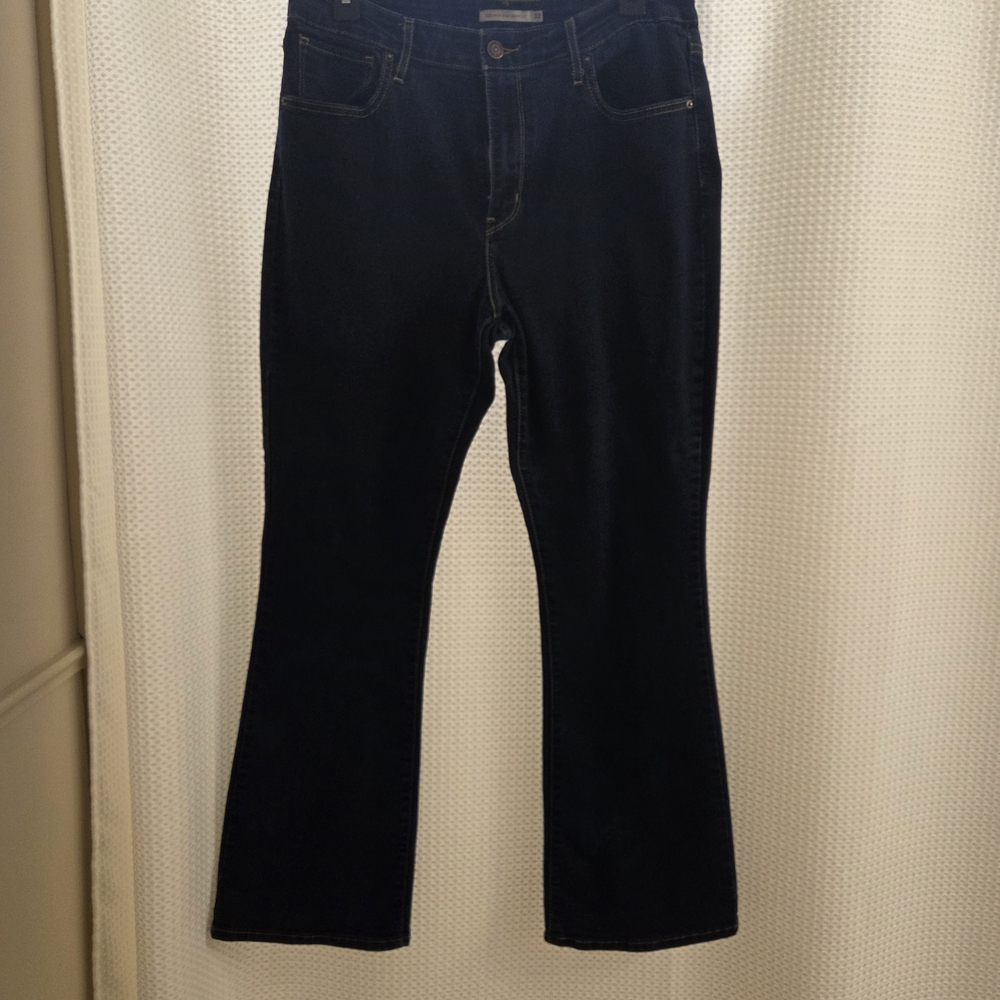 Levi's Women's Dark Blue Boot Cut Jeans